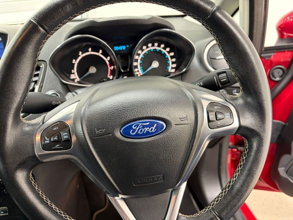 Used Ford Fiesta 2015 for sale - 78025972: Photo 22