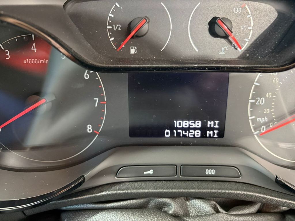 Used Vauxhall Crossland X 2018 for sale - 78153400: Photo 15