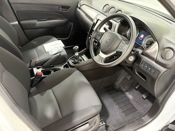 Used Suzuki Vitara 2024 for sale - 77593334: Photo