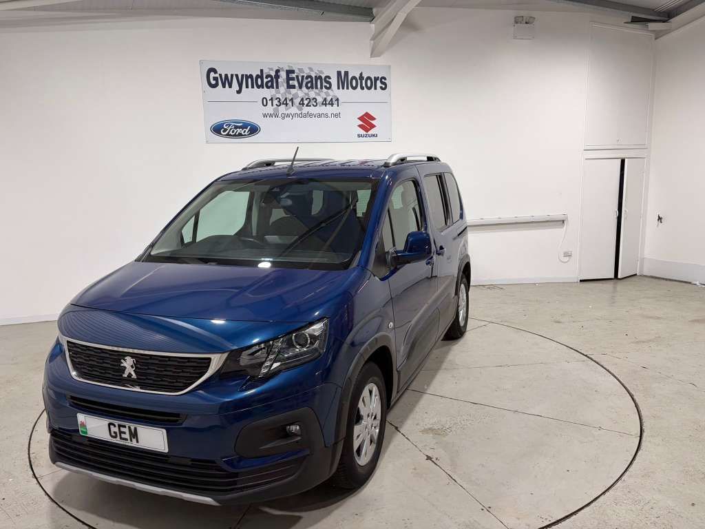 Used Peugeot Rifter 2021 for sale - 77408768: Photo 2