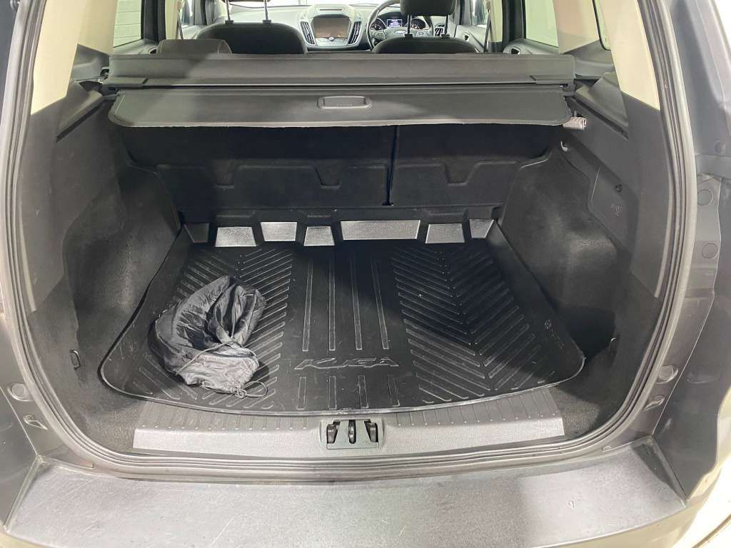 Used Ford Kuga 2017 for sale - 77006597: Photo 9