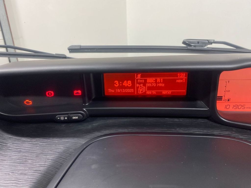 Used Citroen C3 Picasso 2016 for sale - 77107079: Photo 15