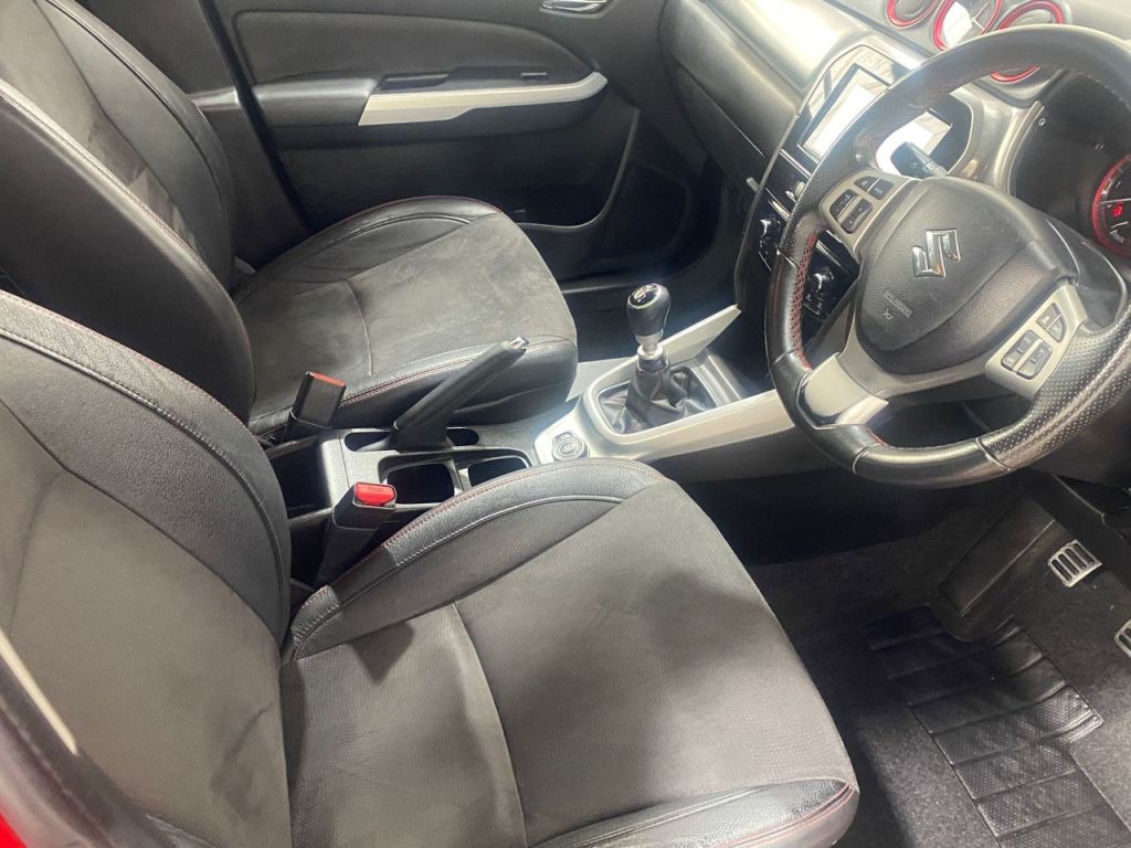 Used Suzuki Vitara 2018 for sale - 76481242: Photo 2