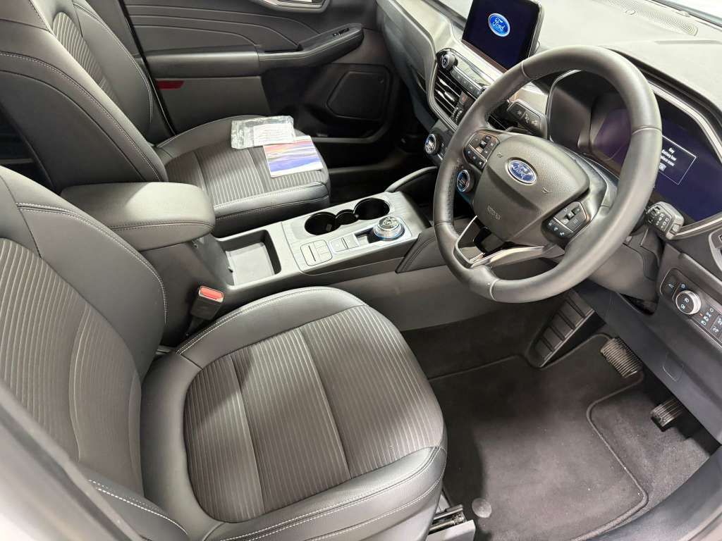 Used Ford Kuga 2022 for sale - 77451388: Photo 2