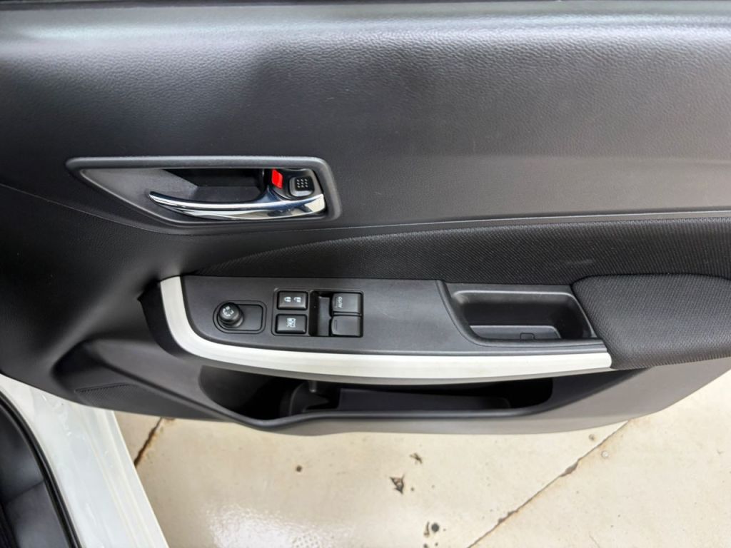 Used Suzuki Swift 2023 for sale - 77541815: Photo 18