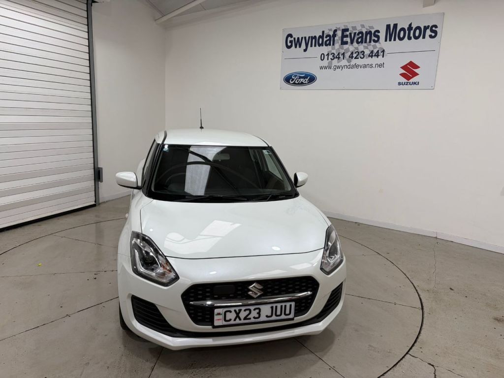Used Suzuki Swift 2023 for sale - 77541815: Photo 5