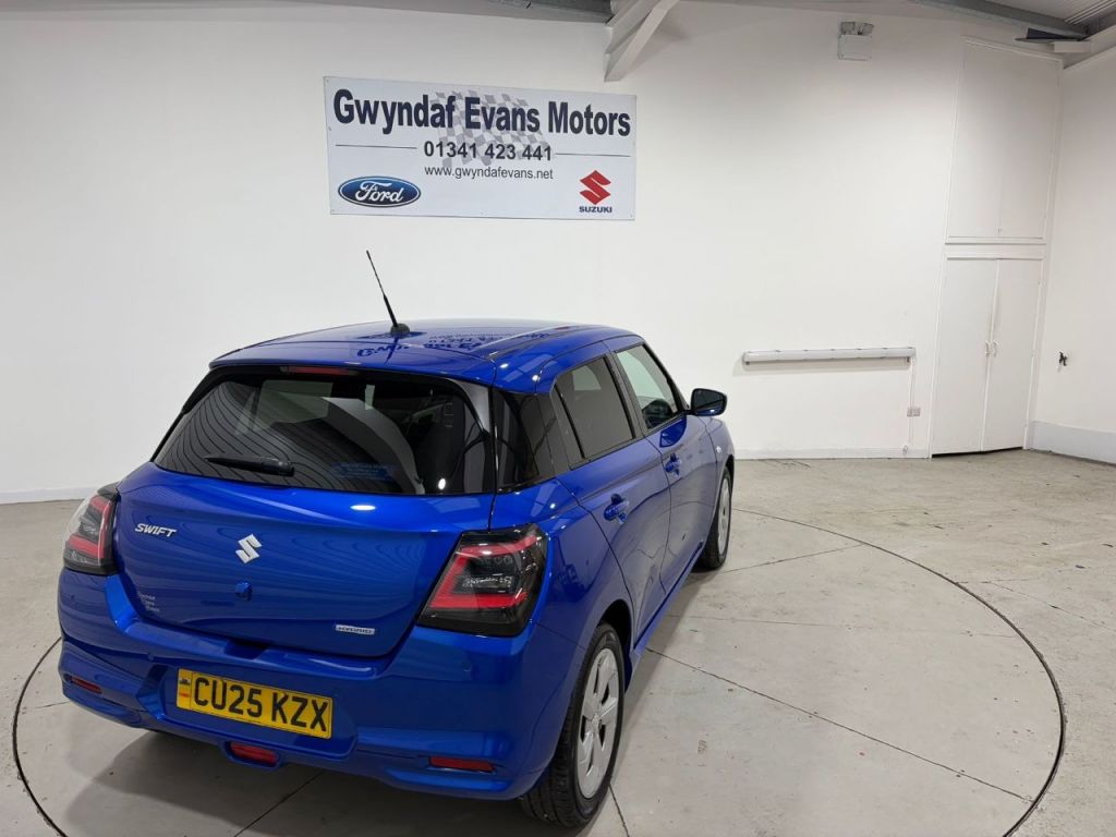 Used Suzuki Swift 2025 for sale - 77616557: Photo 3