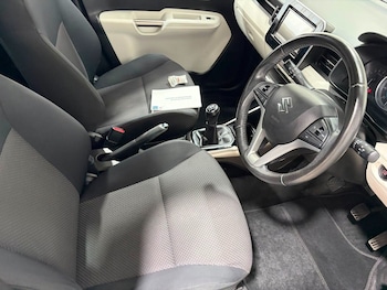 Used Suzuki Ignis 2017 for sale - 79437312: Photo