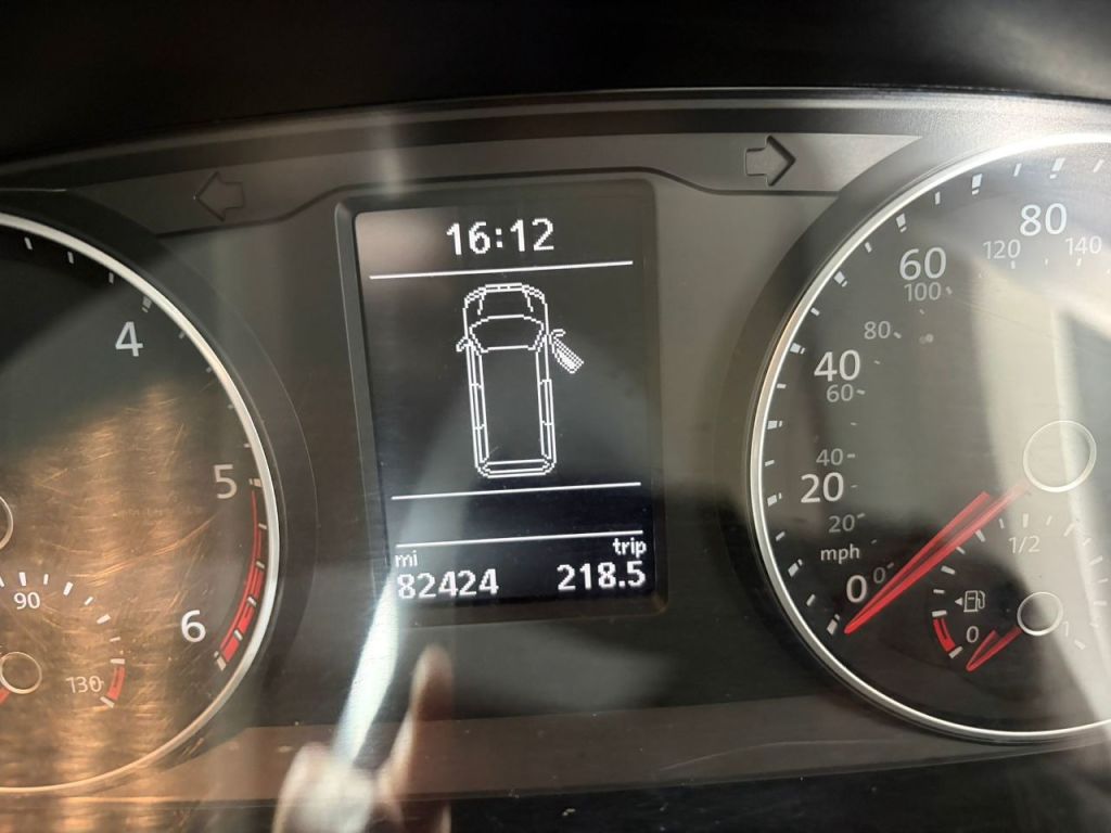 Used Volkswagen Transporter 2016 for sale - 77904584: Photo 11