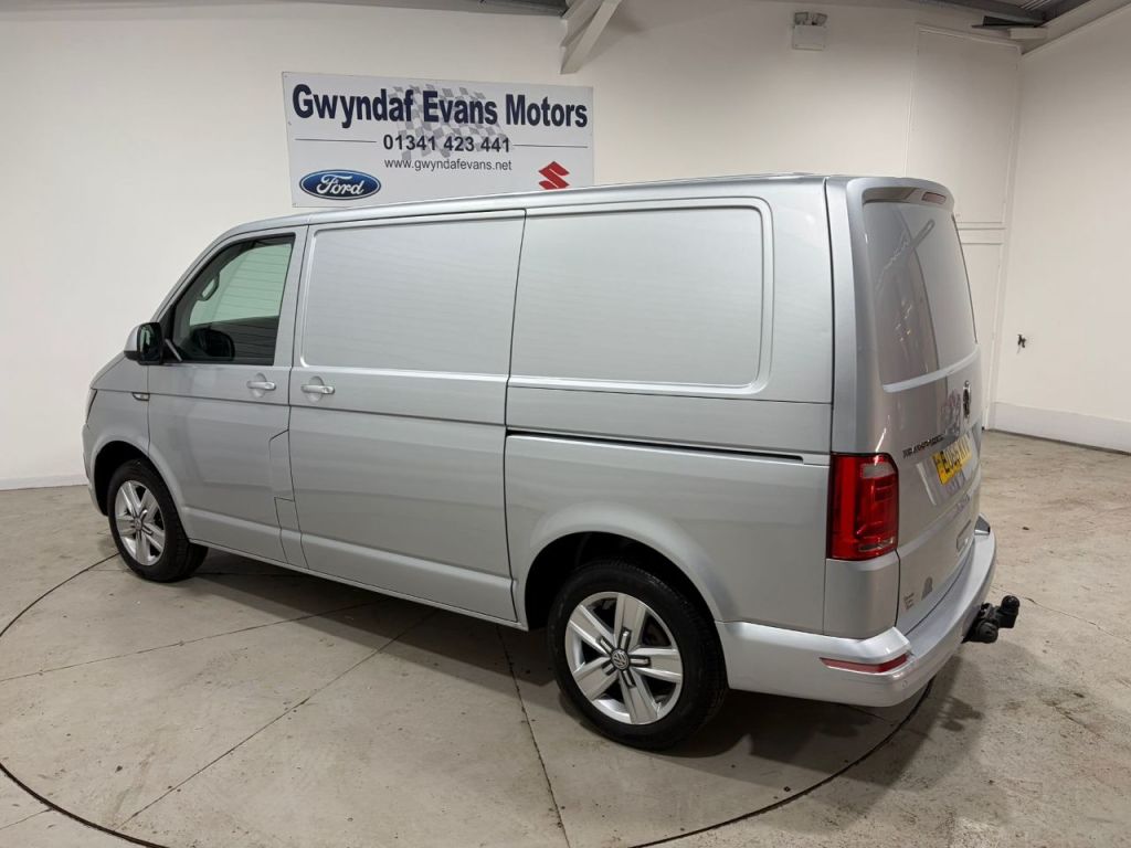 Used Volkswagen Transporter 2016 for sale - 77904584: Photo 24