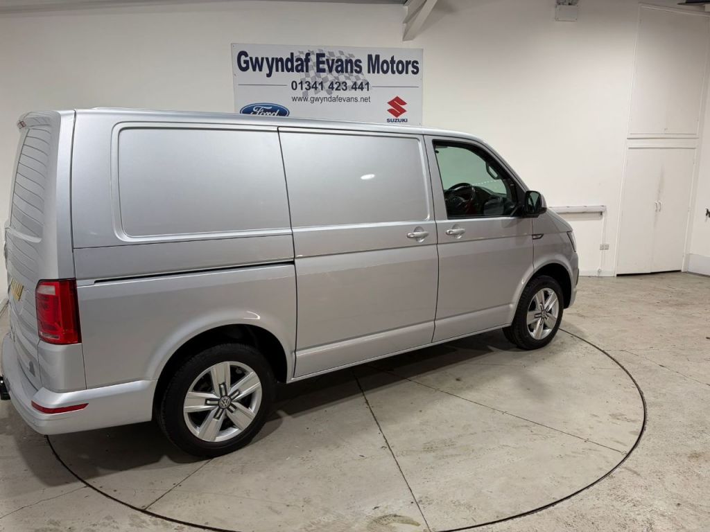 Used Volkswagen Transporter 2016 for sale - 77904584: Photo 9