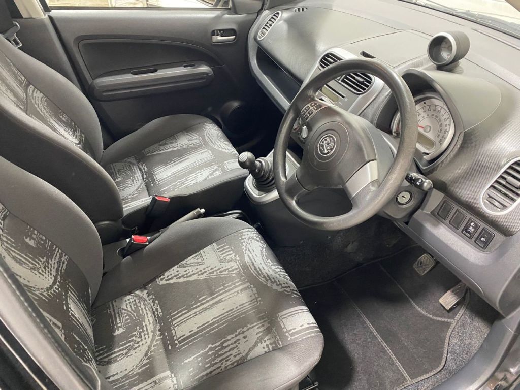 Used Vauxhall Agila 2013 for sale - 76531269: Photo 2