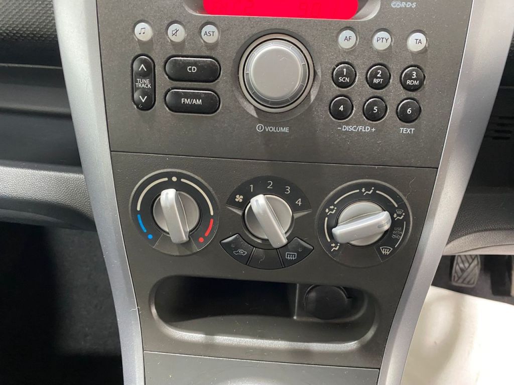 Used Vauxhall Agila 2013 for sale - 76531269: Photo 9