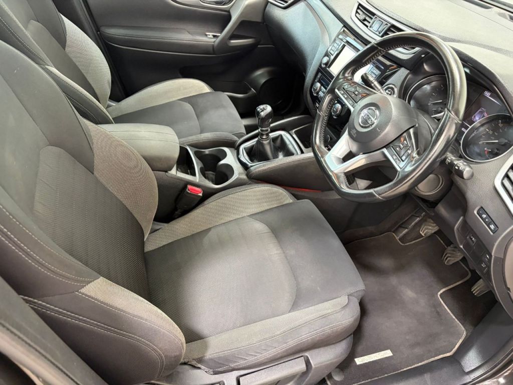 Used Nissan Qashqai 2018 for sale - 78153427: Photo 2