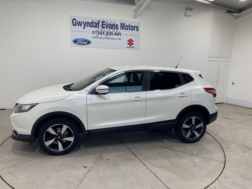 Used Nissan Qashqai 2015 for sale - 76385548: Photo 11