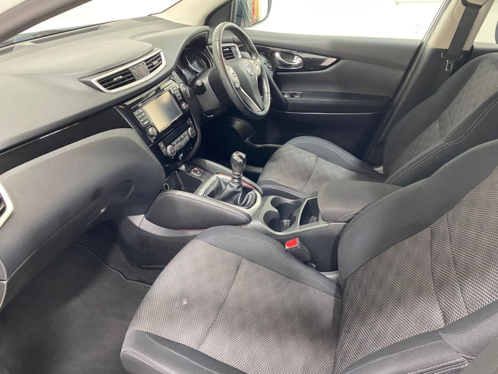 Used Nissan Qashqai 2015 for sale - 76385548: Photo 25