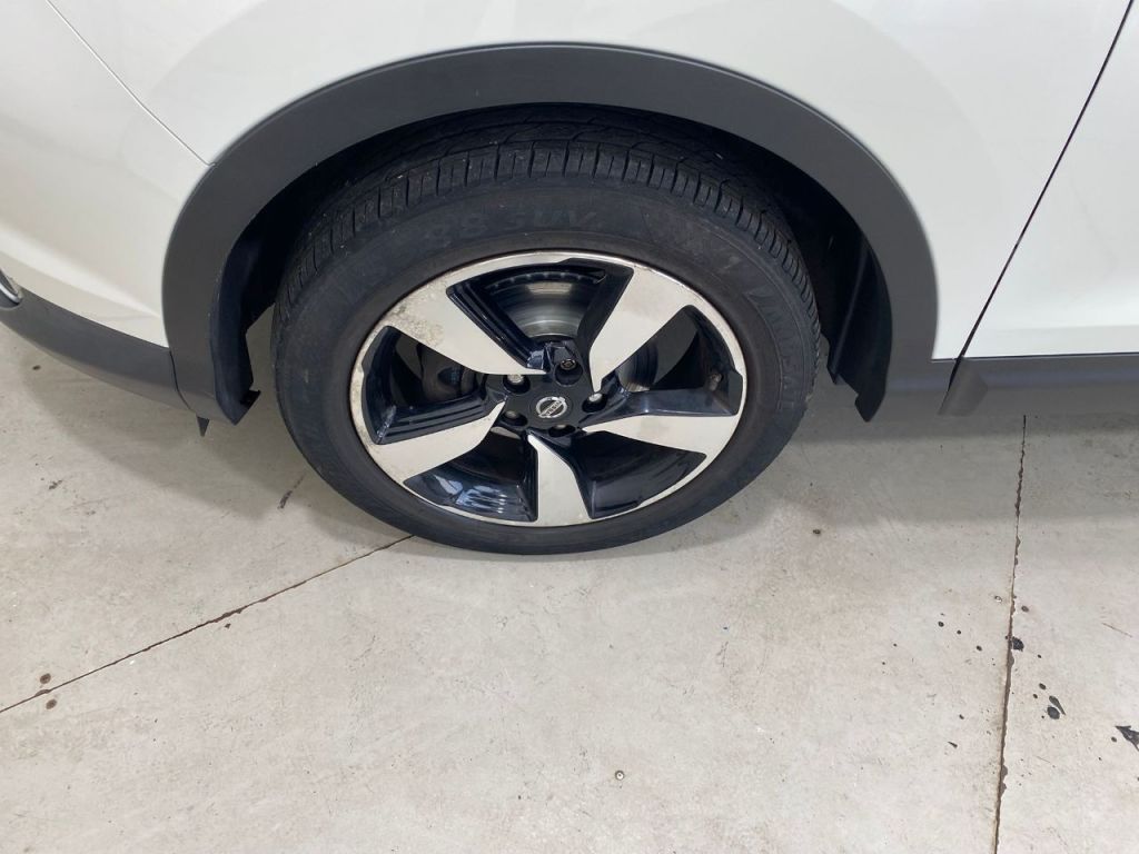 Used Nissan Qashqai 2015 for sale - 76385548: Photo 4