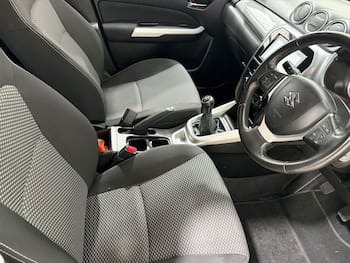 Used Suzuki Vitara 2016 for sale - 79798875: Photo