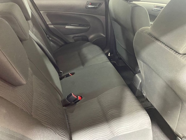 Used Suzuki Swift 2010 for sale - 76322750: Photo 11