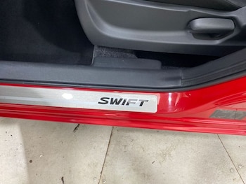 Used Suzuki Swift 2010 for sale - 76322750: Photo 4