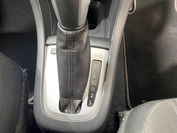 Used Suzuki Swift 2010 for sale - 76322750: Photo 9