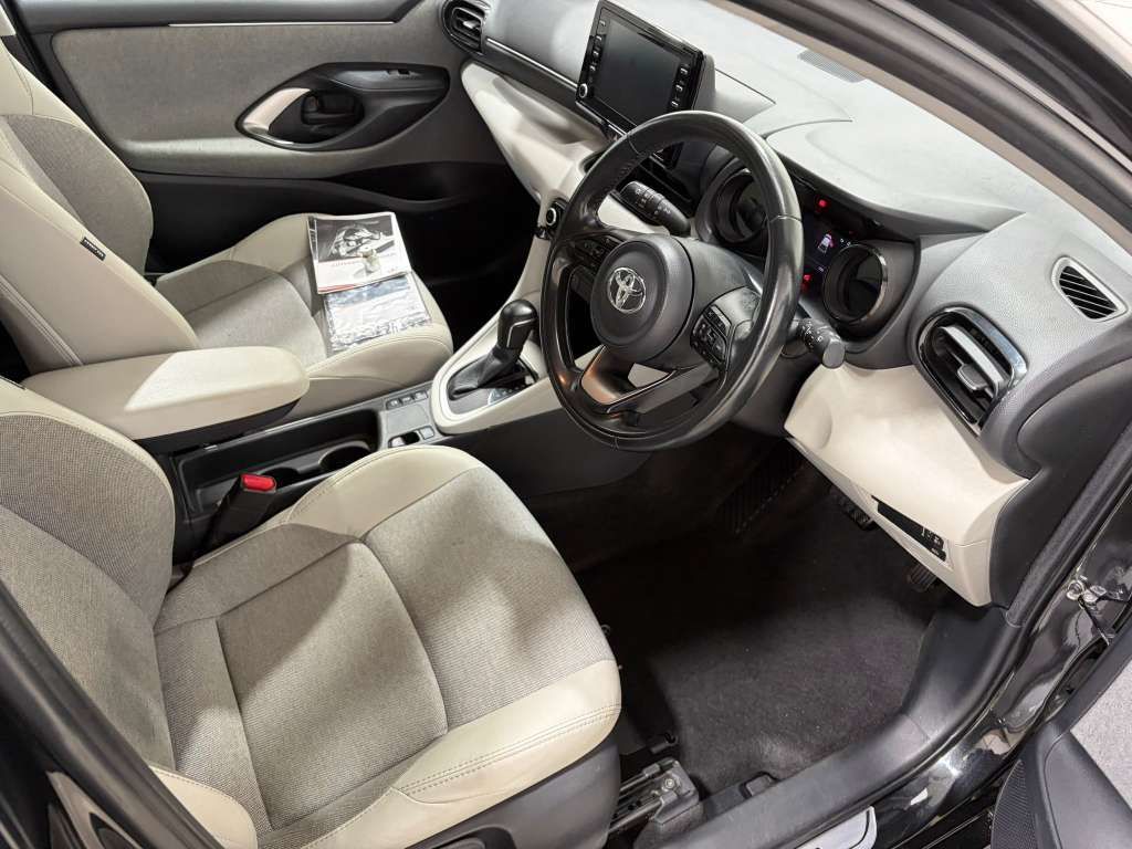 Used Toyota Yaris 2021 for sale - 77394066: Photo 21