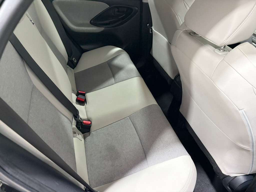 Used Toyota Yaris 2021 for sale - 77394066: Photo 24