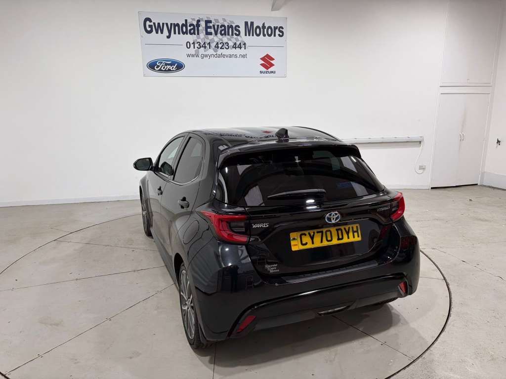 Used Toyota Yaris 2021 for sale - 77394066: Photo 9