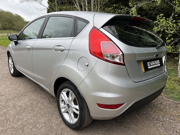 Used Ford Fiesta 2016 for sale - 78674181: Photo