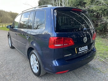 Used Volkswagen Touran 2013 for sale - 78674051: Photo