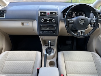 Used Volkswagen Touran 2013 for sale - 78674051: Photo