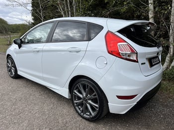 Used Ford Fiesta 2016 for sale - 79830373: Photo