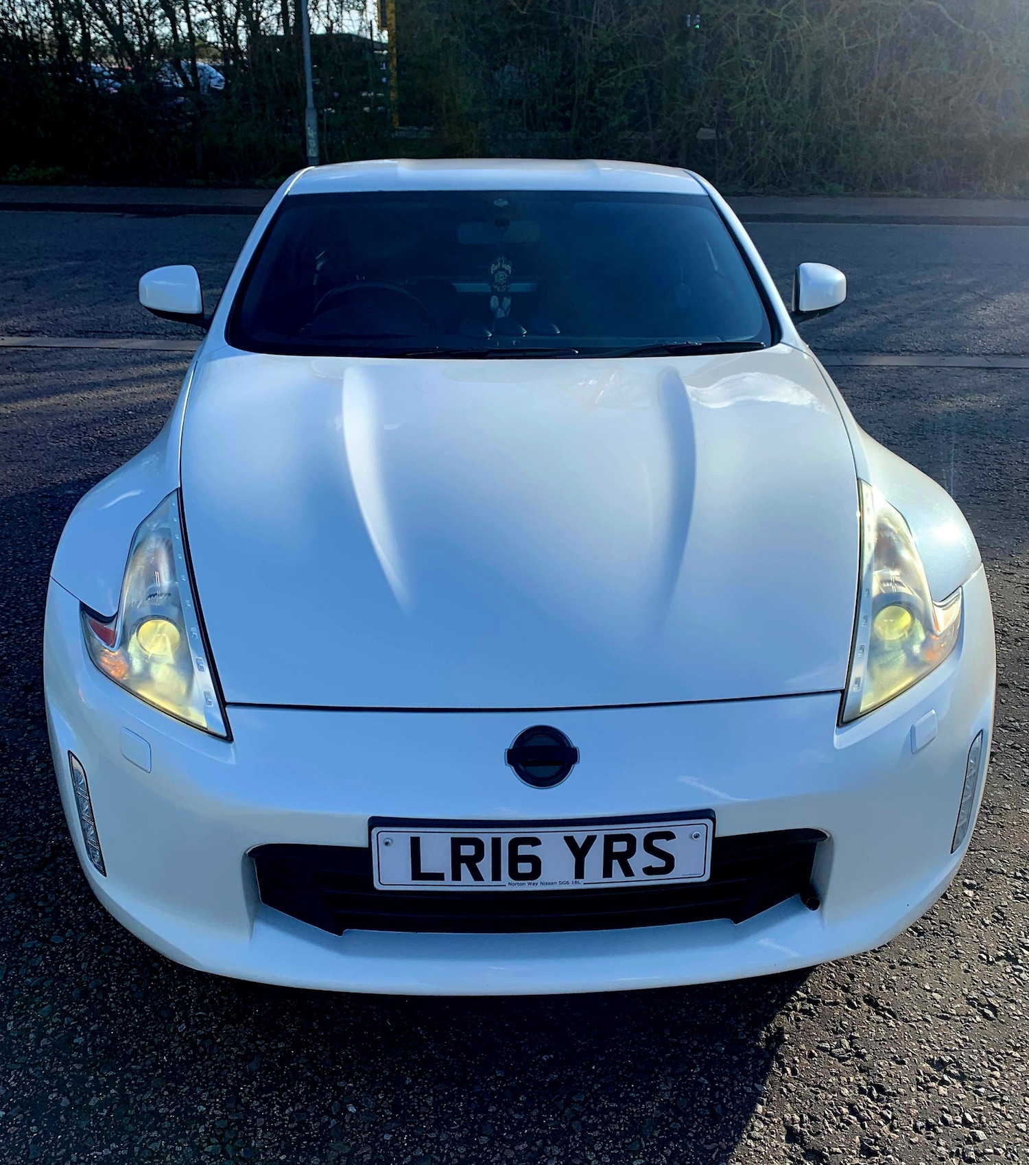 Used Nissan 370 Z 2016 for sale - 77983618: Photo 6