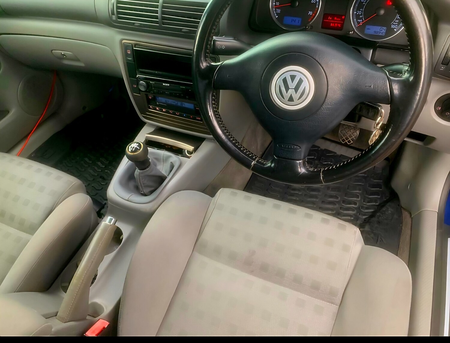 Used Volkswagen Passat 2004 for sale - 77983804: Photo 17