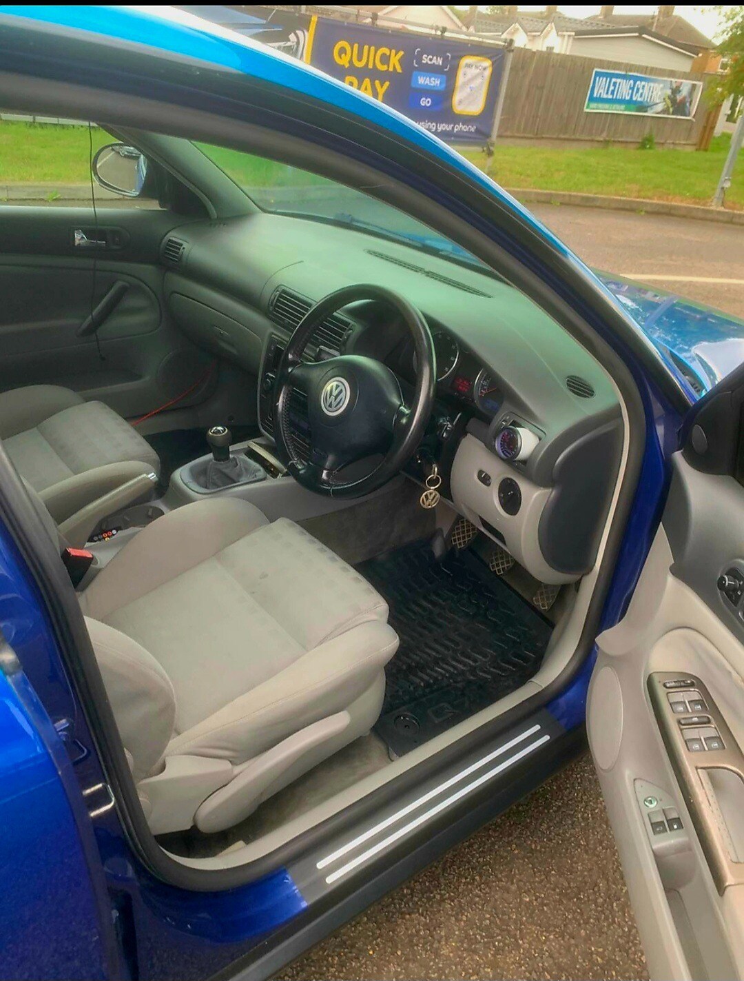 Used Volkswagen Passat 2004 for sale - 77983804: Photo 24