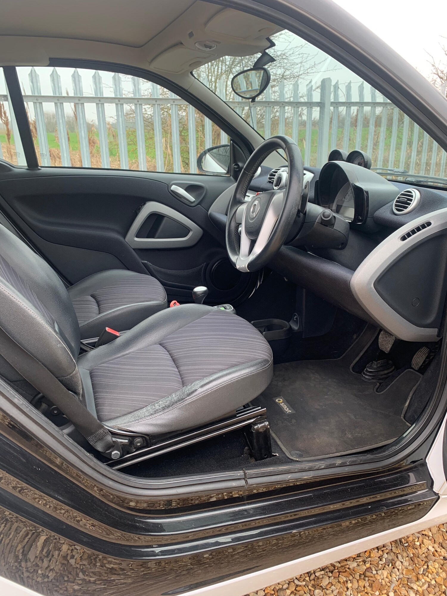 Used smart fortwo 2011 for sale - 77983769: Photo 8