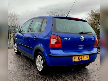 Used Volkswagen Polo 2004 for sale - 77984070: Photo