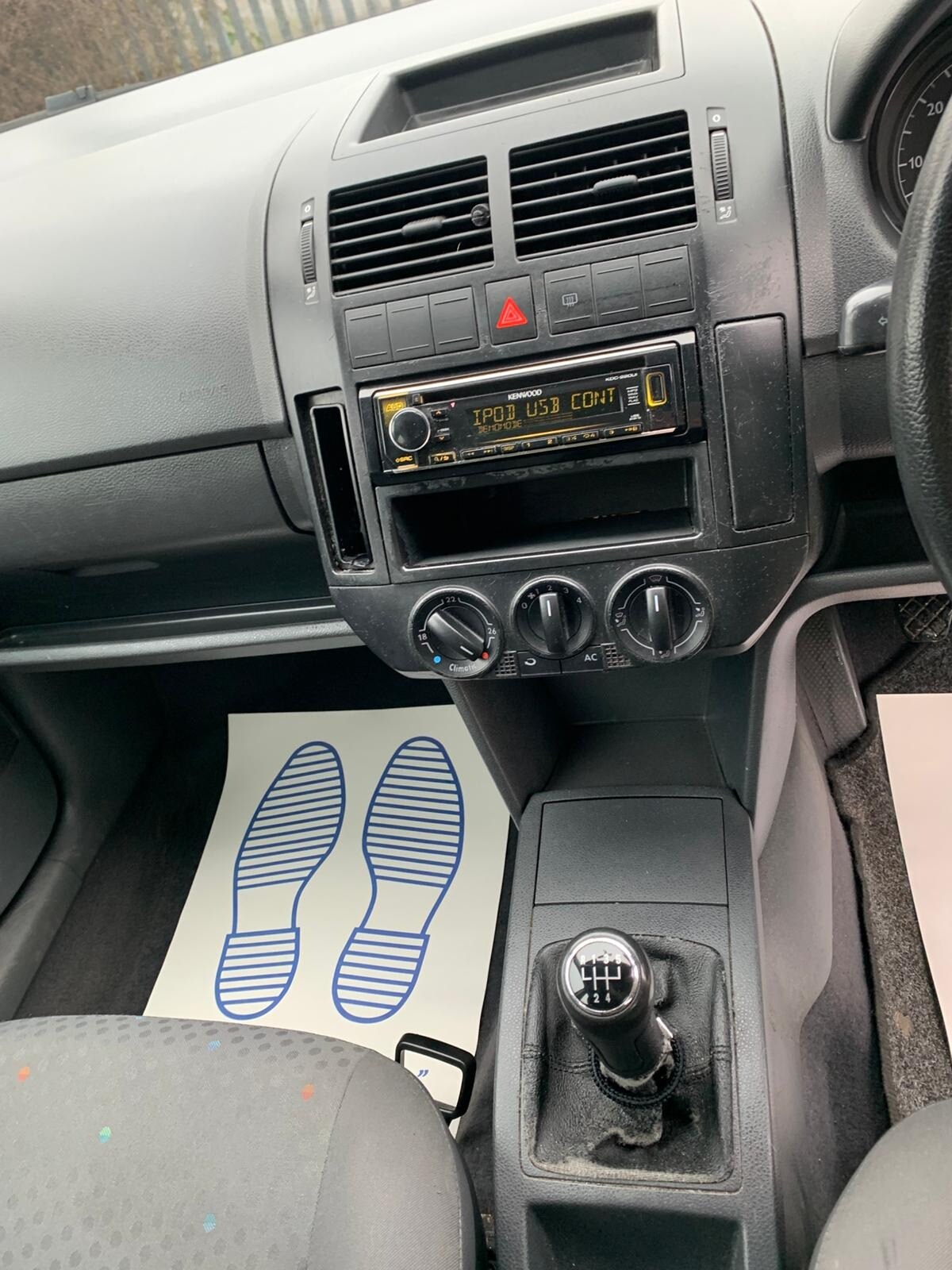 Used Volkswagen Polo 2002 for sale - 77984150: Photo 7