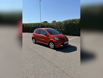 Used Toyota AYGO 2013 for sale - 79512836: Photo