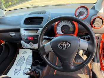 Used Toyota AYGO 2013 for sale - 79512836: Photo