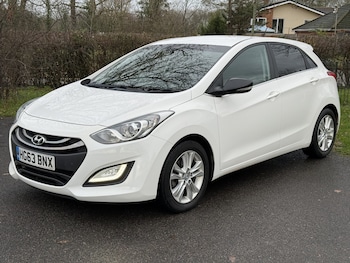 Used Hyundai i30 2014 for sale - 77014811: Photo