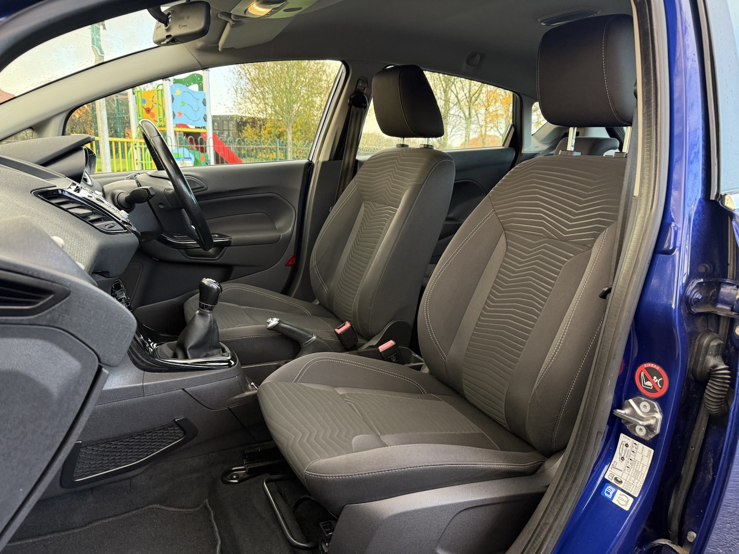 Used Ford Fiesta 2015 for sale - 76837032: Photo 11