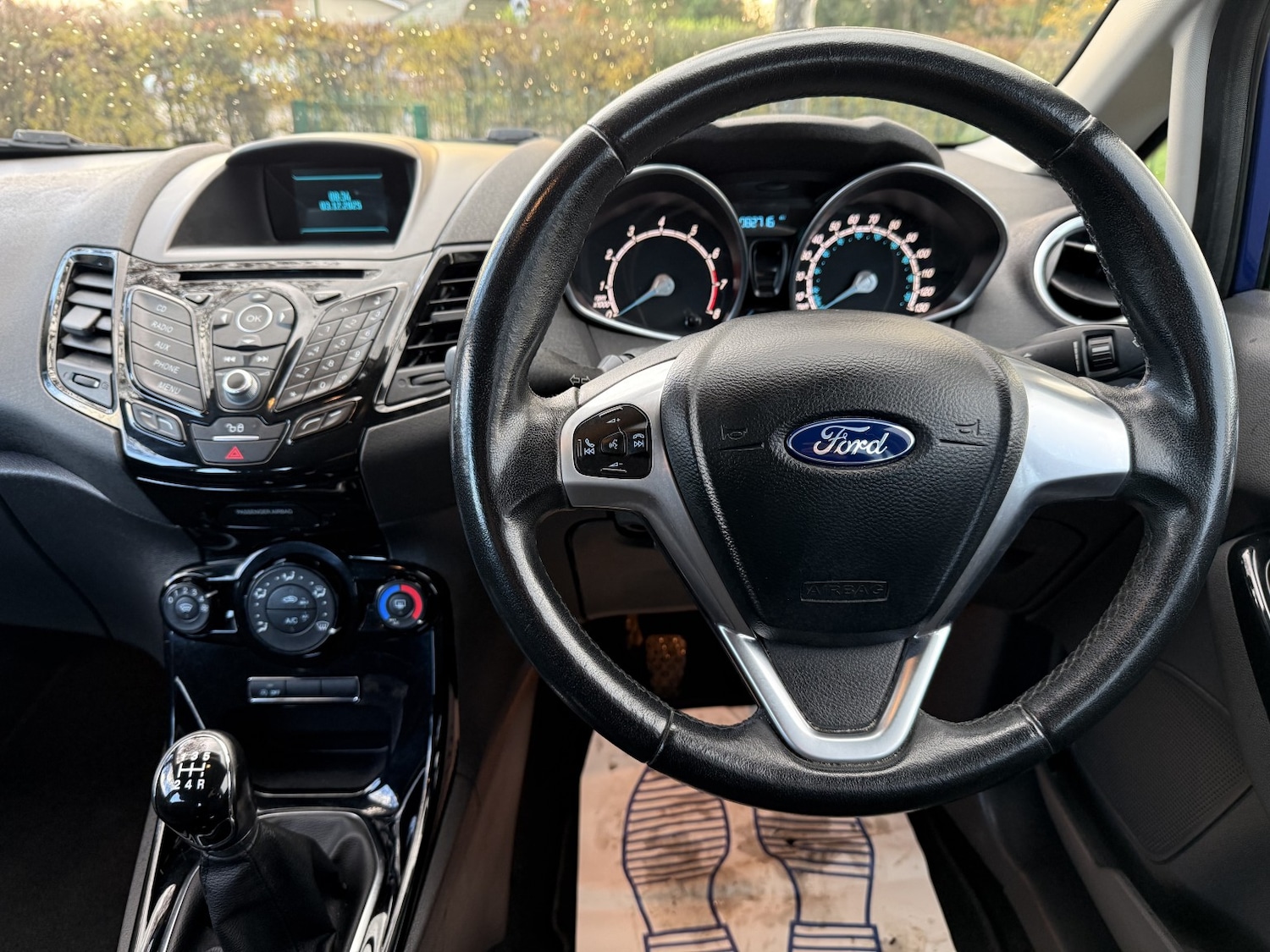 Used Ford Fiesta 2015 for sale - 76837032: Photo 9