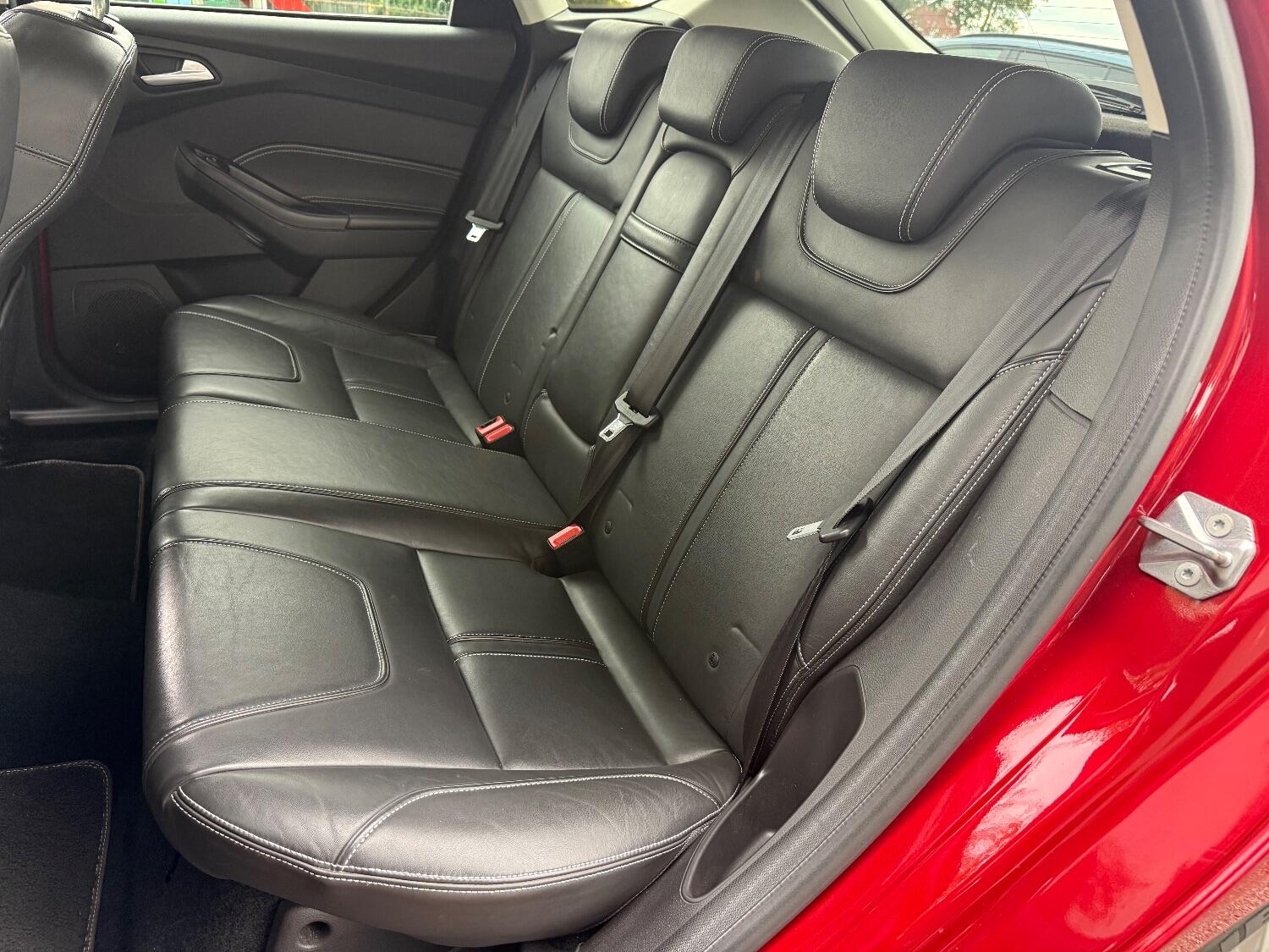 Used Ford Focus 2013 for sale - 76334773: Photo 15