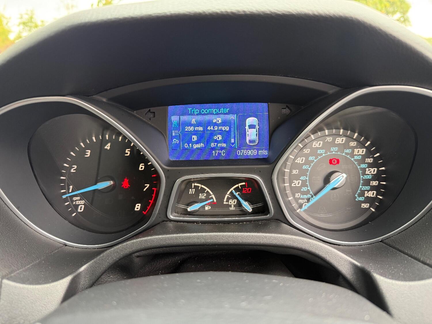 Used Ford Focus 2013 for sale - 76334773: Photo 16