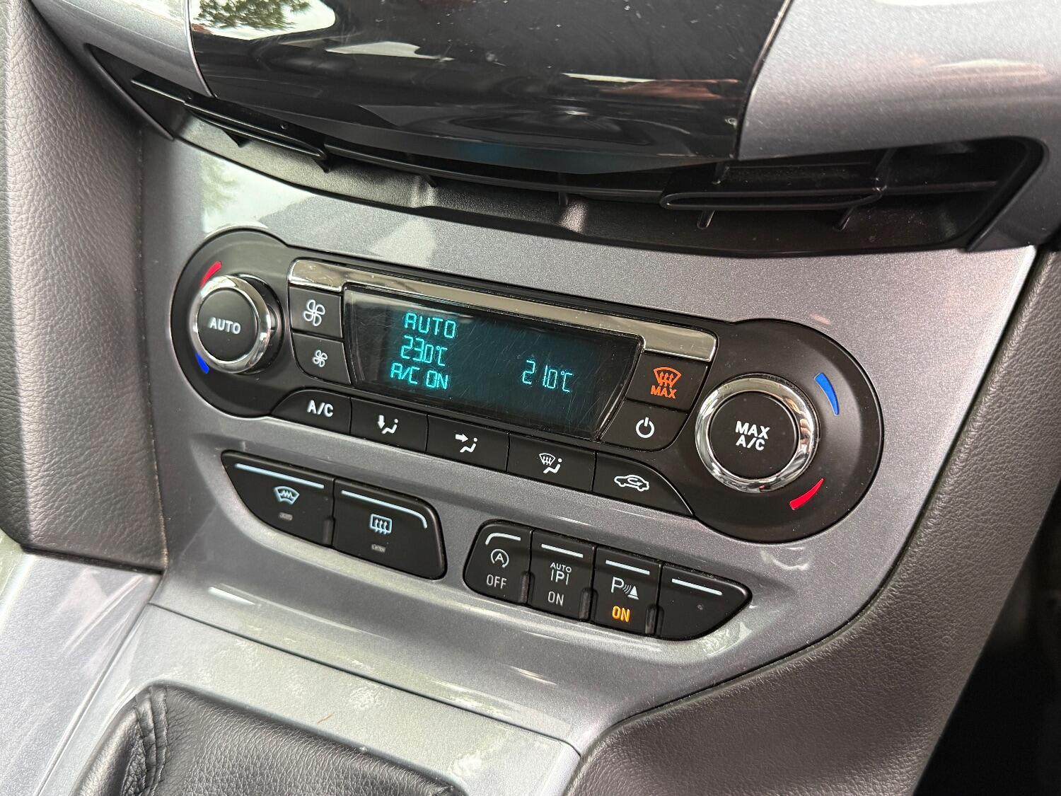 Used Ford Focus 2013 for sale - 76334773: Photo 17