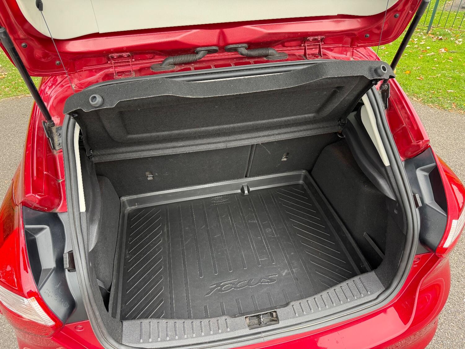 Used Ford Focus 2013 for sale - 76334773: Photo 19