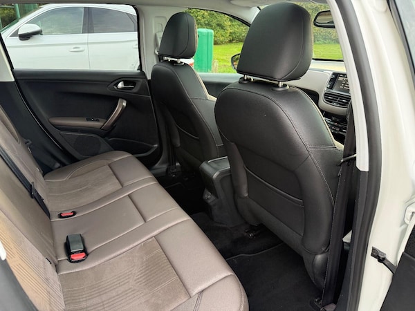 Used Peugeot 2008 2013 for sale - 76156748: Photo 15