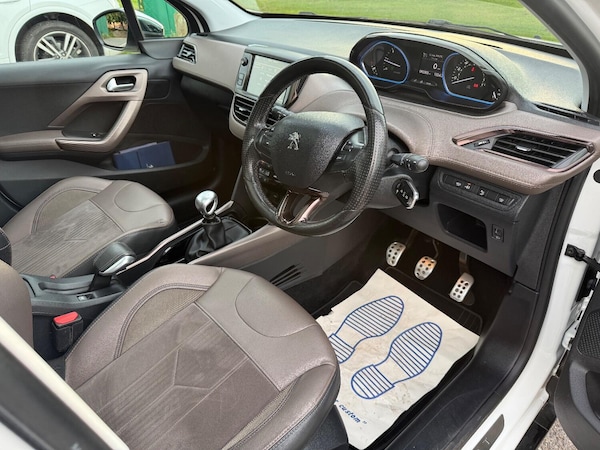 Used Peugeot 2008 2013 for sale - 76156748: Photo 8