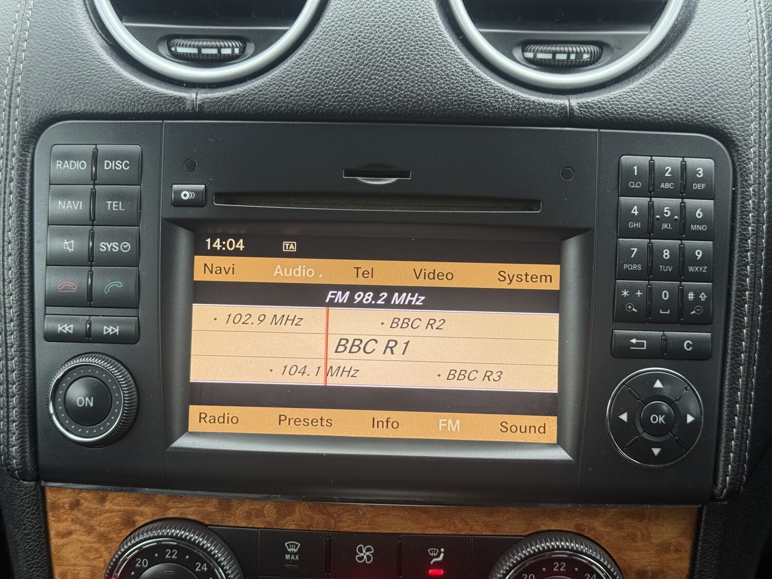 Used Mercedes-Benz GL Class 2012 for sale - 77851344: Photo 19